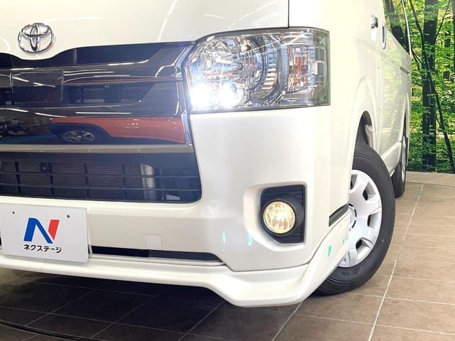 TOYOTA HIACE van 2WD 2019