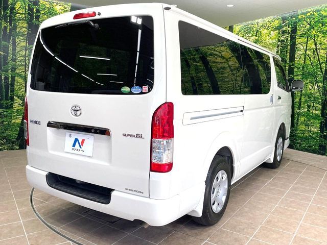 TOYOTA HIACE van 2WD 2019
