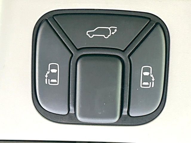 TOYOTA VELLFIRE 4WD 2013