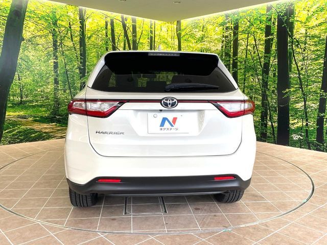 TOYOTA HARRIER 2WD 2017