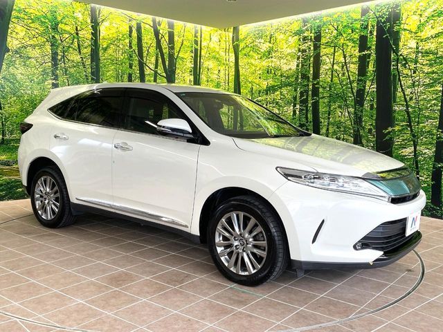TOYOTA HARRIER 2WD 2017