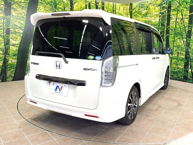 HONDA STEPWAGON SPADA 2012