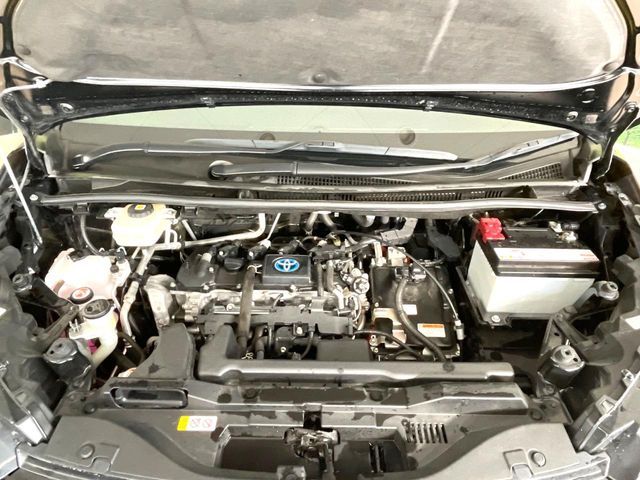 TOYOTA VOXY HYBRID 2023