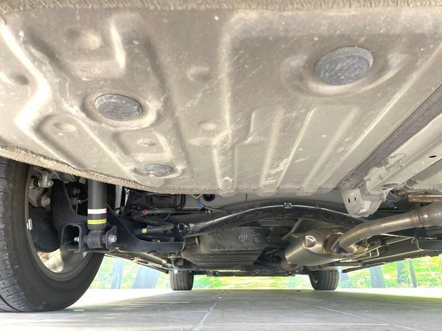 TOYOTA VOXY HYBRID 2023