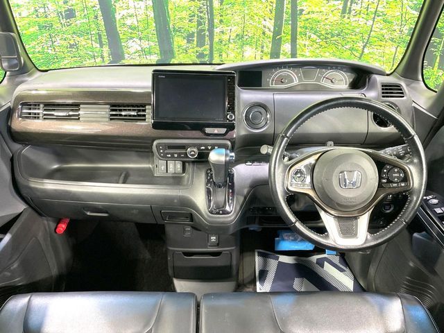 HONDA N BOX CUSTOM 2018