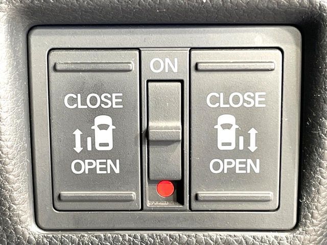 HONDA N BOX CUSTOM 2018