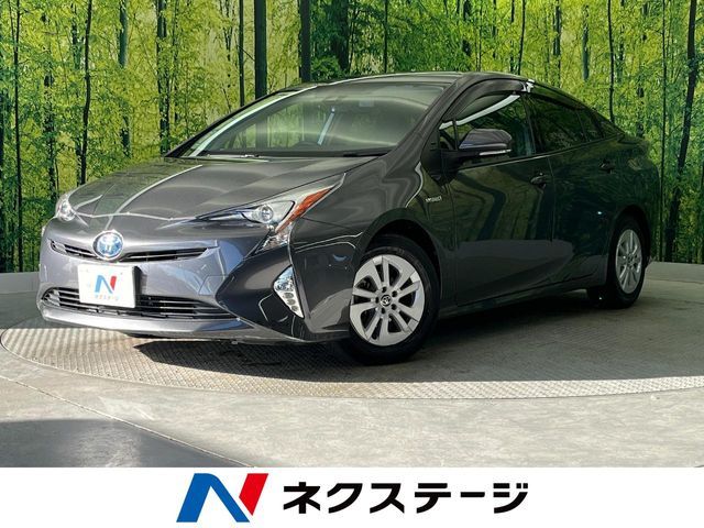 TOYOTA PRIUS 2016