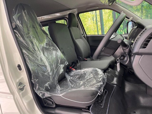 TOYOTA HIACE van 1.25t 2WD 2025