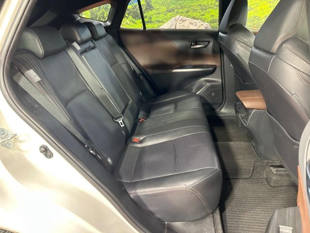 TOYOTA HARRIER 2WD 2020