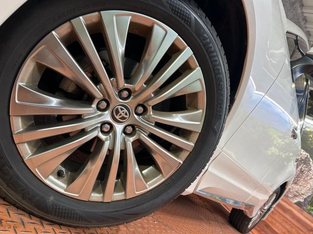 TOYOTA HARRIER 2WD 2020