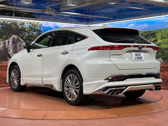 TOYOTA HARRIER 2WD 2020