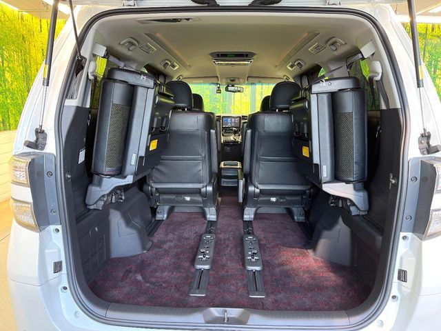 TOYOTA VELLFIRE 2014