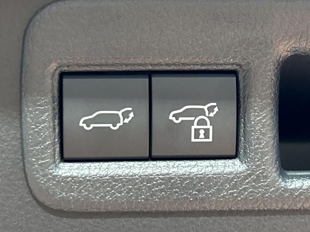 TOYOTA HARRIER 2WD 2025