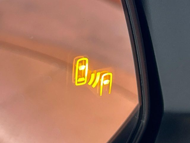 TOYOTA HARRIER 2WD 2025