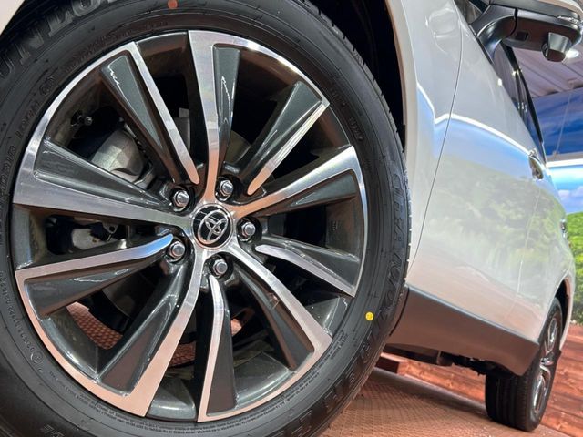 TOYOTA HARRIER 2WD 2025