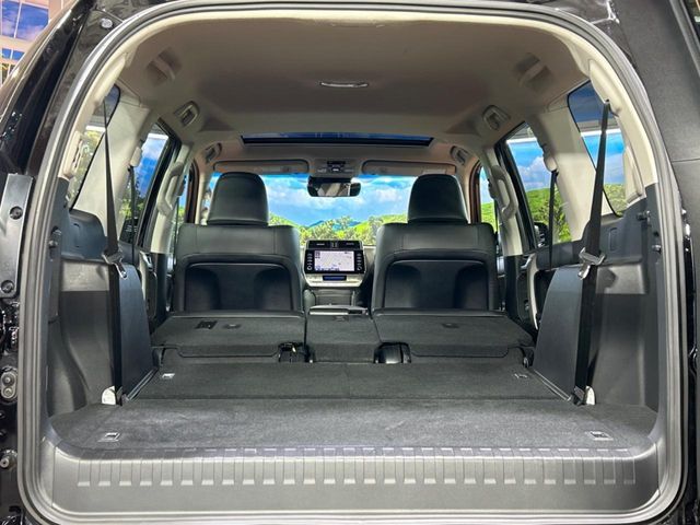 TOYOTA LANDCRUISER PRADO 2023