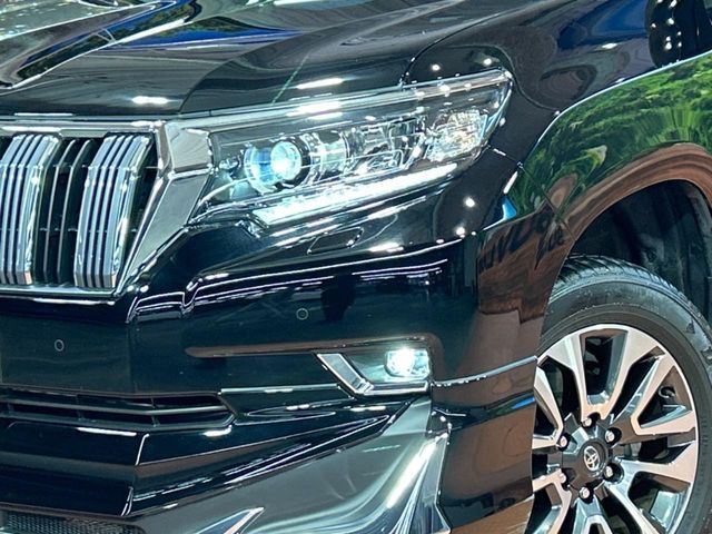 TOYOTA LANDCRUISER PRADO 2023