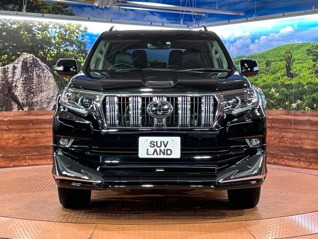 TOYOTA LANDCRUISER PRADO 2023