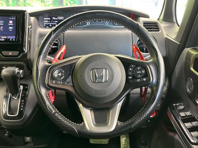 HONDA N BOX CUSTOM 2018