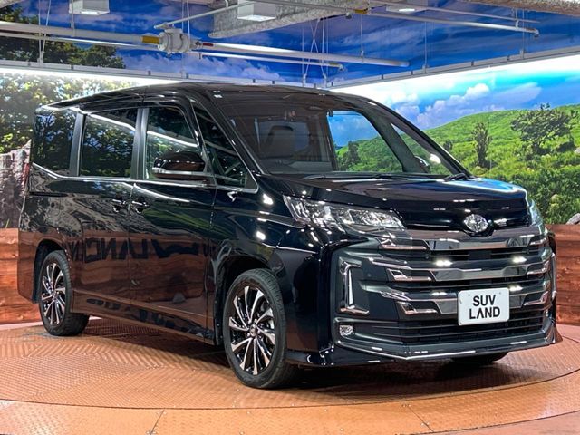 TOYOTA NOAH 2023