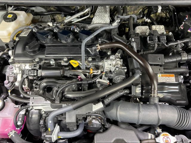 TOYOTA SIENTA HYBRID 2024