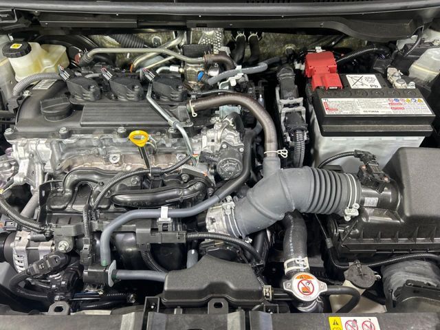 TOYOTA YARIS CROSS 2025