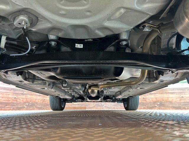 TOYOTA YARIS CROSS 2025