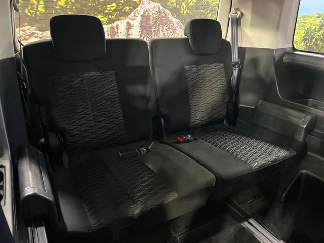 MITSUBISHI DELICA D:5 4WD 2019