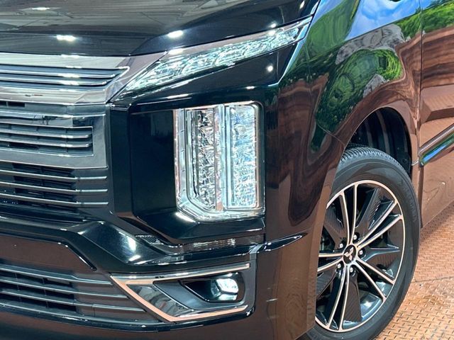 MITSUBISHI DELICA D:5 4WD 2019