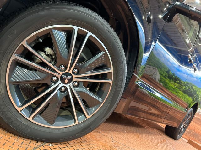 MITSUBISHI DELICA D:5 4WD 2019