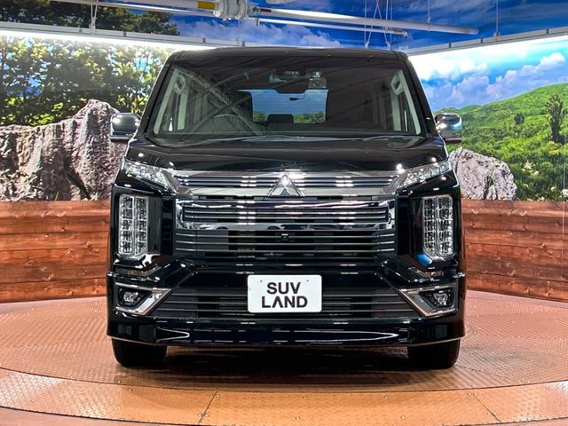 MITSUBISHI DELICA D:5 4WD 2019