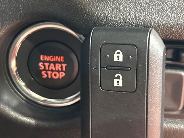 SUZUKI JIMNY NOMADE 2025