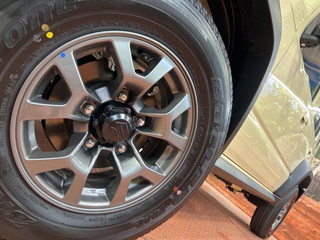 SUZUKI JIMNY NOMADE 2025