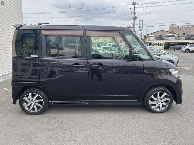 NISSAN ROOX 2011