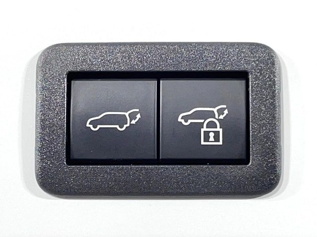 TOYOTA COROLLA CROSS HYBRID 2025