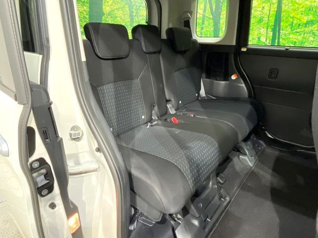 TOYOTA ROOMY 4WD 2024