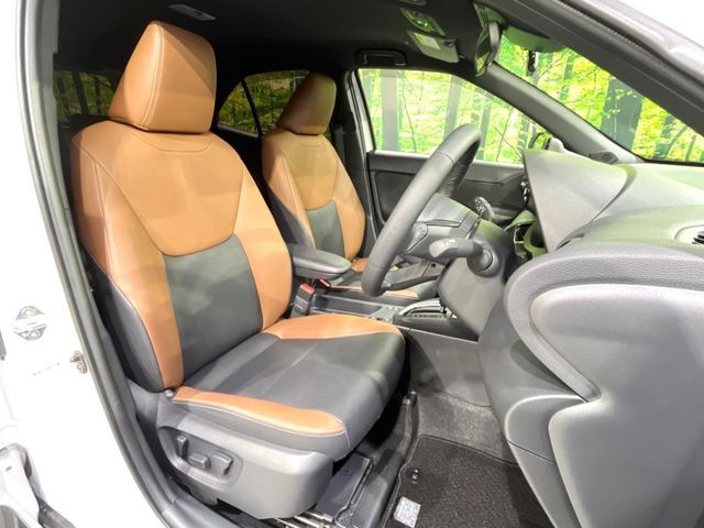 TOYOTA YARIS CROSS HYBRID 2024