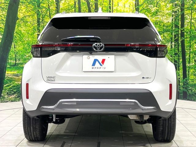TOYOTA YARIS CROSS HYBRID 2024