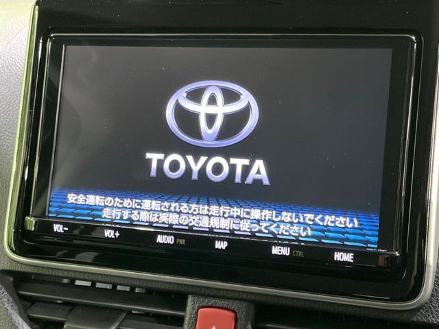 TOYOTA NOAH HYBRID 2021