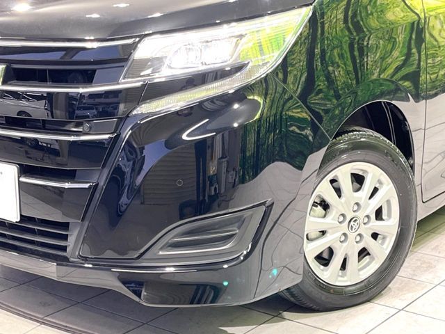 TOYOTA NOAH HYBRID 2021