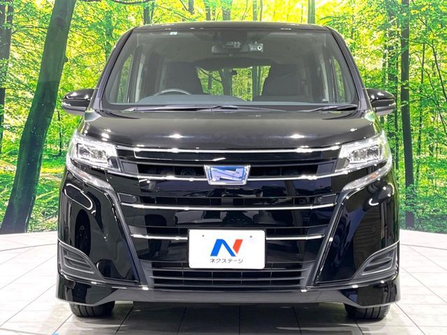 TOYOTA NOAH HYBRID 2021
