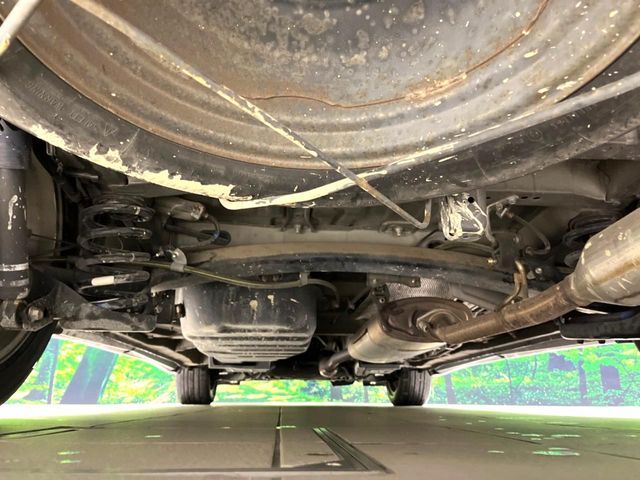 TOYOTA VELLFIRE 2013