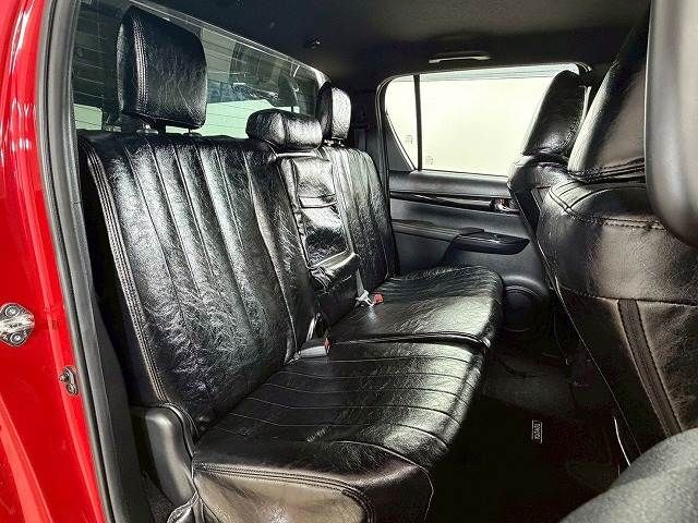 TOYOTA HILUX 4WD 2019