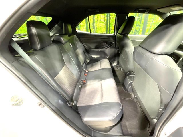 TOYOTA YARIS CROSS HYBRID 2023