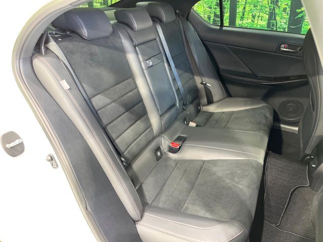 TOYOTA LEXUS IS500 2022