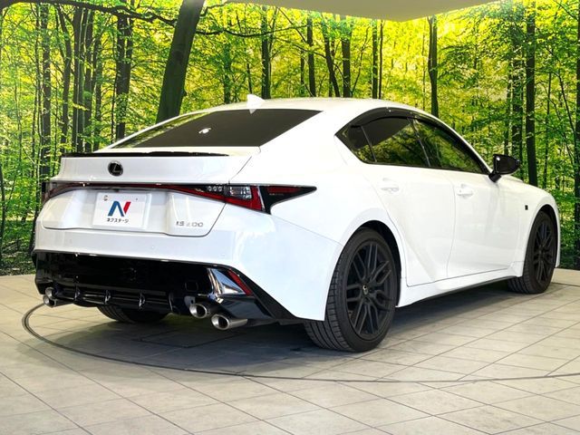 TOYOTA LEXUS IS500 2022