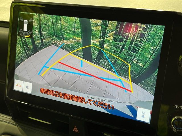 TOYOTA VOXY HYBRID 4WD 2022