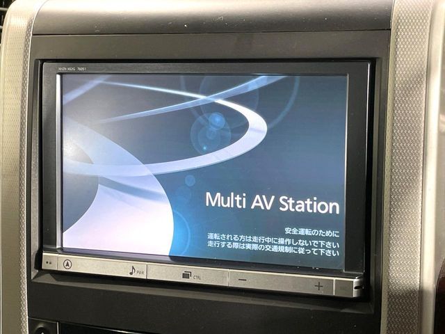 TOYOTA VELLFIRE 2012