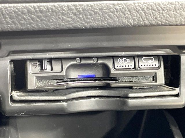 TOYOTA VELLFIRE 2012