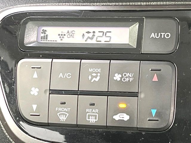 HONDA N BOX CUSTOM 2015